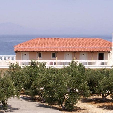Kastro Beach Hotel エクステリア 写真
